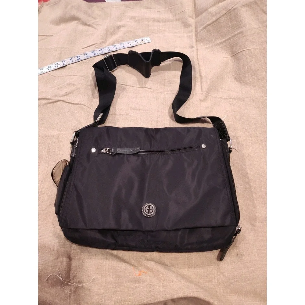 Giani Bernini Messenger Bag Black‎ Nylon With Strap 15